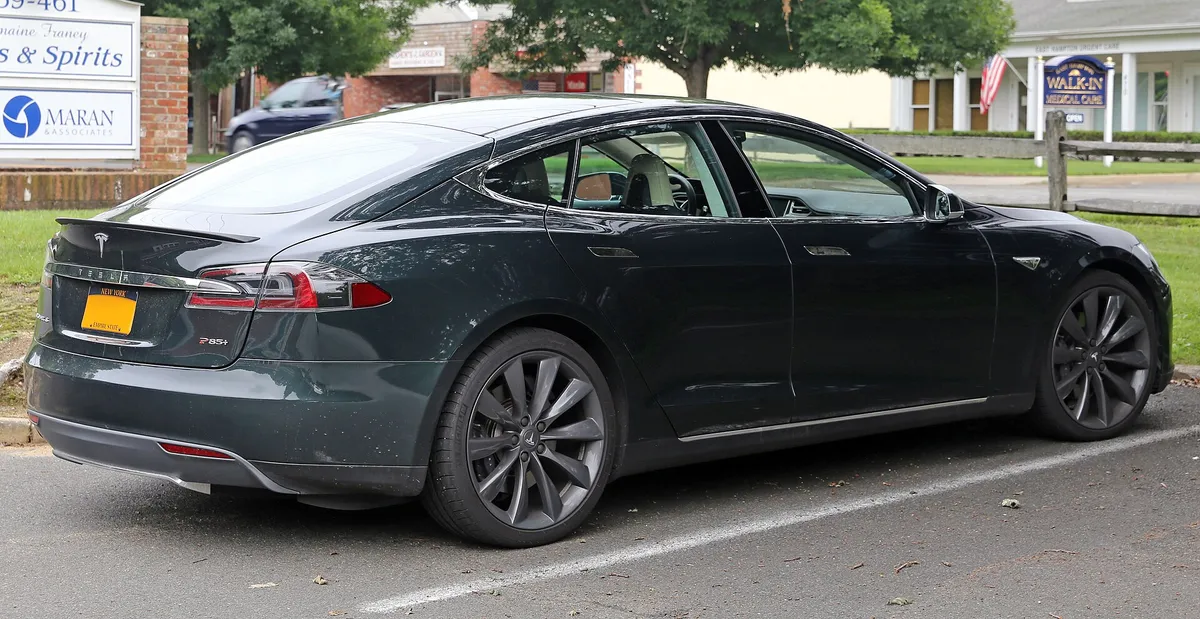 A Tesla Model S P85+, the performance version with the Plus suspension package and 21 inch wheels