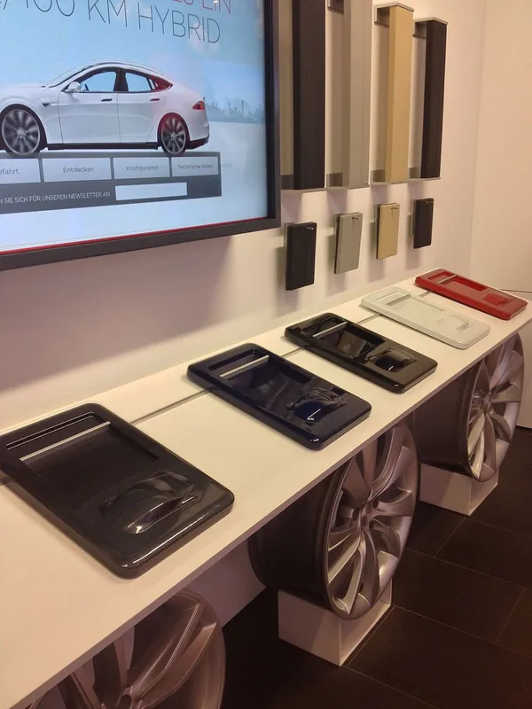 Tesla Store in Berlin, inside